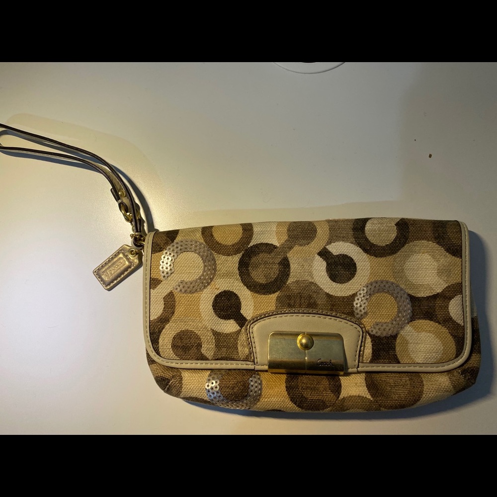 Original vintage coach bag with wristlet